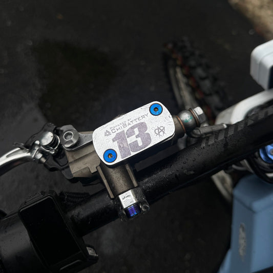 Titanium Cap Bolts (ultra bee) (2)